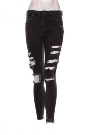 Dámske džínsy  Bershka, Veľkosť S, Farba Čierna, Cena  7,95 €