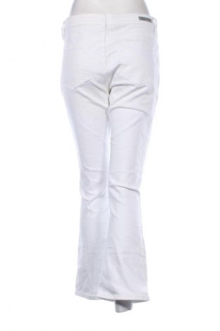 Дамски дънки F&F, Размер L, Цвят Бял, Цена 6,13 €