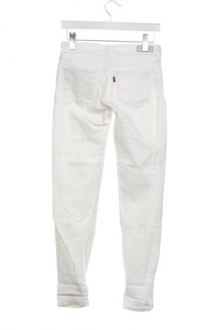 Дамски дънки Levi's, Размер S, Цвят Бял, Цена 5,52 €