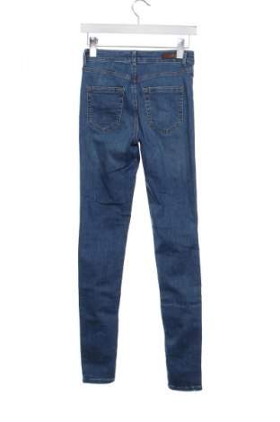 Dámské džíny  Pieces, Velikost S, Barva Modrá, Cena  430,00 Kč