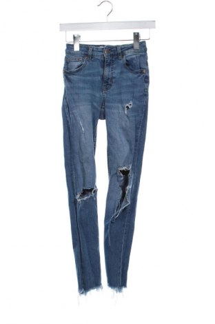 Damskie jeansy Reserved, Rozmiar XS, Kolor Niebieski, Cena 6,99 zł