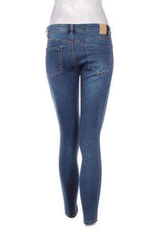 Dámske džínsy  Stradivarius, Veľkosť S, Farba Modrá, Cena  5,95 €