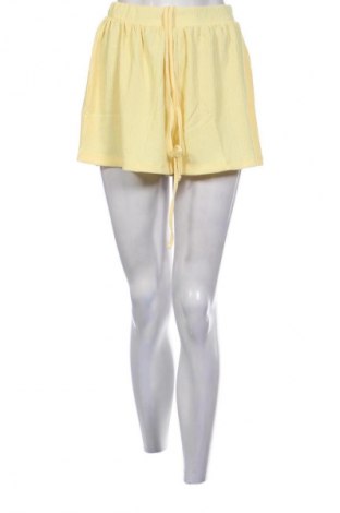 Dámské kraťasy  ASOS, Velikost S, Barva Žlutá, Cena  129,00 Kč