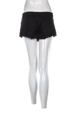 Γυναικείο κοντό παντελόνι Forever 21, Μέγεθος M, Χρώμα Μαύρο, Τιμή 4,99 €