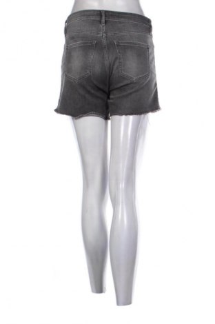 Dámské kraťasy  H&M, Velikost M, Barva Černá, Cena  229,00 Kč