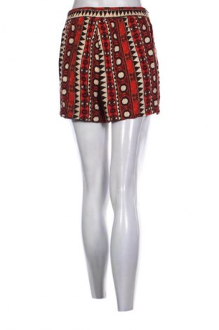 Dámské kraťasy  H&M, Velikost S, Barva Vícebarevné, Cena  236,00 Kč