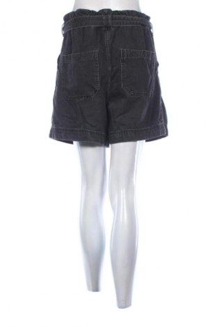 Dámské kraťasy  H&M, Velikost M, Barva Šedá, Cena  209,00 Kč