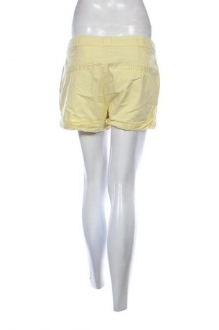 Dámské kraťasy  H&M, Velikost L, Barva Žlutá, Cena  122,00 Kč