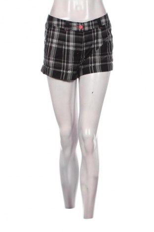 Дамски къс панталон PUMA, Размер L, Цвят Многоцветен, Цена 8,69 €