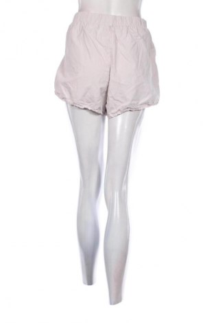 Dámske kraťasy  Pull&Bear, Veľkosť M, Farba Sivá, Cena  5,95 €