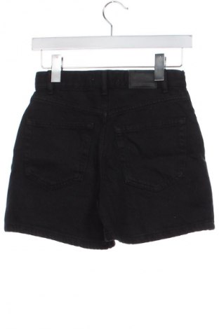 Dámské kraťasy  Pull&Bear, Velikost XS, Barva Černá, Cena  119,00 Kč