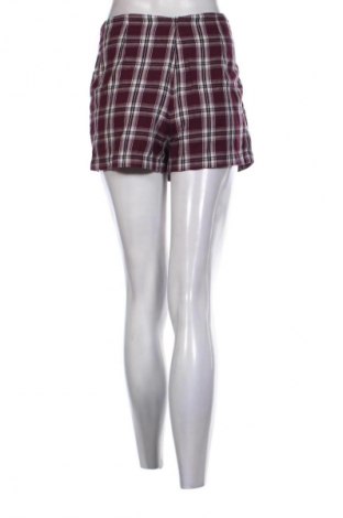 Dámské kraťasy  Pull&Bear, Velikost L, Barva Vícebarevné, Cena  89,00 Kč