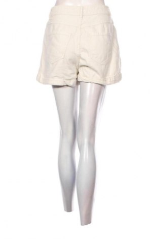 Dámské kraťasy  Reserved, Velikost M, Barva Krémová, Cena  129,00 Kč