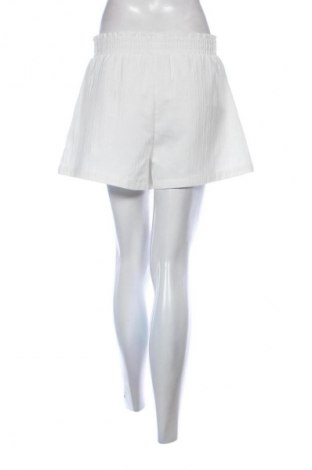 Dámske kraťasy  SHEIN, Veľkosť S, Farba Biela, Cena  4,95 €