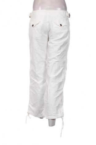 Γυναικείο παντελόνι Armani Jeans, Μέγεθος M, Χρώμα Λευκό, Τιμή 25,99 €