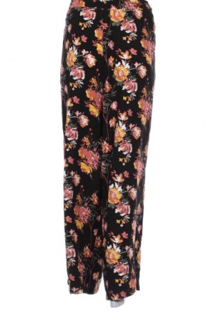 Damskie spodnie My Wear, Rozmiar XXL, Kolor Kolorowy, Cena 28,99 zł