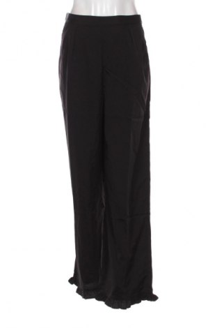 Dámské kalhoty  Pieces, Velikost M, Barva Černá, Cena  359,00 Kč