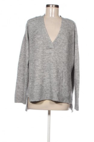 Dámský svetr H&M L.O.G.G., Velikost M, Barva Šedá, Cena  179,00 Kč