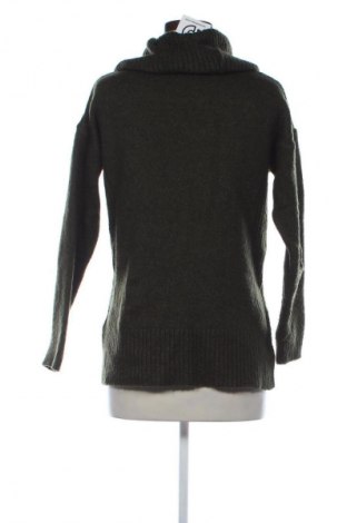 Дамски пуловер LC Waikiki, Размер M, Цвят Зелен, Цена 4,09 €