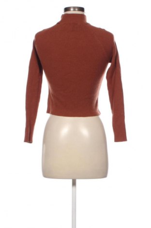 Dámský svetr Pull&Bear, Velikost M, Barva Hnědá, Cena  328,00 Kč
