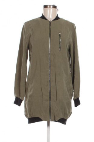 Dámska bunda  Bershka, Veľkosť S, Farba Zelená, Cena  17,95 €