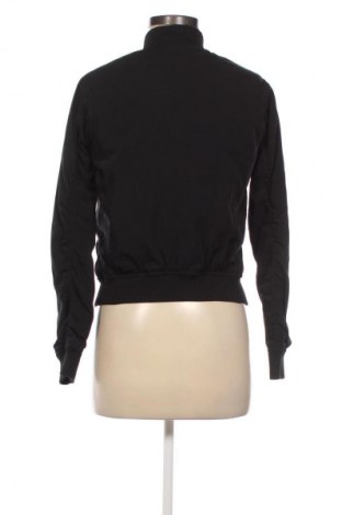 Dámská bunda  Bershka, Velikost S, Barva Černá, Cena  519,00 Kč