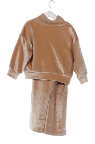 Kinder - Set Unbranded, Größe 2-3m/ 56-62 cm, Farbe Mehrfarbig, Preis 15,99 €