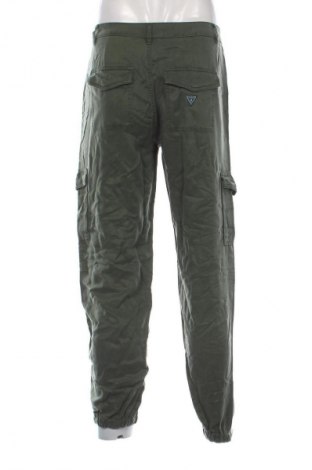 Pantaloni de bărbați Guess, Mărime S, Culoare Verde, Preț 255,99 Lei