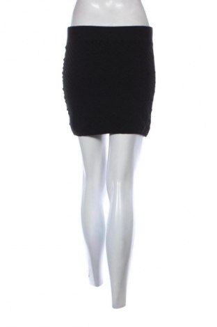 Rock Bershka, Größe M, Farbe Schwarz, Preis 5,99 €