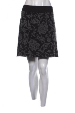 Sukně G.W., Velikost M, Barva Vícebarevné, Cena  69,00 Kč