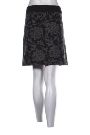 Sukně G.W., Velikost M, Barva Vícebarevné, Cena  69,00 Kč