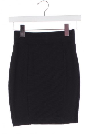 Sukně H&M, Velikost XS, Barva Černá, Cena  49,00 Kč
