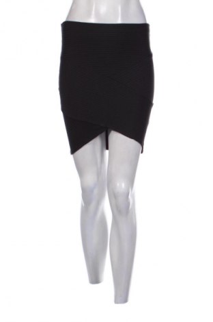 Sukně H&M Divided, Velikost S, Barva Černá, Cena  123,00 Kč