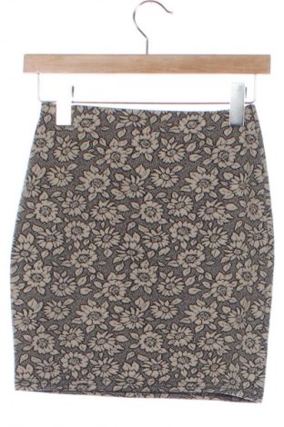 Sukně New Look, Velikost XS, Barva Vícebarevné, Cena  79,00 Kč