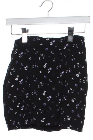 Sukně Pull&Bear, Velikost XXS, Barva Vícebarevné, Cena  99,00 Kč