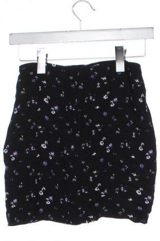 Sukně Pull&Bear, Velikost XXS, Barva Vícebarevné, Cena  99,00 Kč