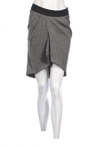 Sukně Rinascimento, Velikost S, Barva Šedá, Cena  139,00 Kč