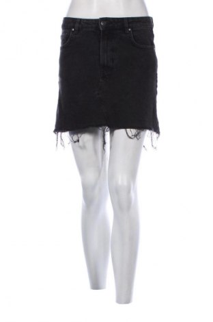 Sukně Sinsay, Velikost S, Barva Černá, Cena  89,00 Kč