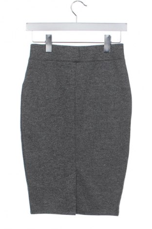 Пола Unbranded, Размер XS, Цвят Сив, Цена 2,55 €