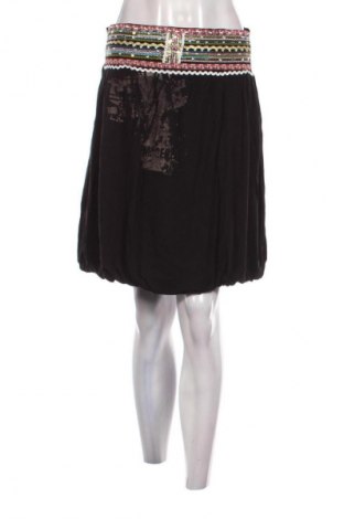 Sukně Vero Moda, Velikost M, Barva Vícebarevné, Cena  89,00 Kč