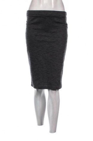 Sukně Yfl Reserved, Velikost M, Barva Šedá, Cena  49,00 Kč