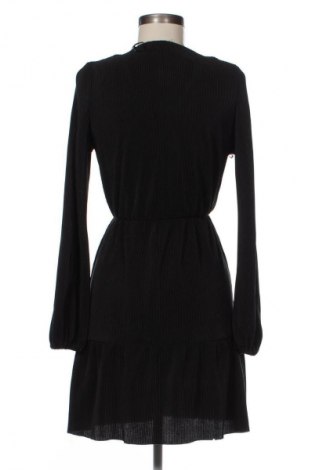 Šaty  Amisu, Veľkosť XS, Farba Čierna, Cena  3,95 €