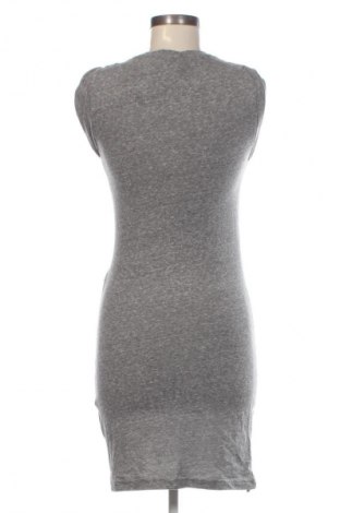 Šaty  Bench, Veľkosť XS, Farba Sivá, Cena  4,95 €