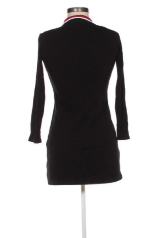 Šaty  Bershka, Velikost S, Barva Černá, Cena  109,00 Kč