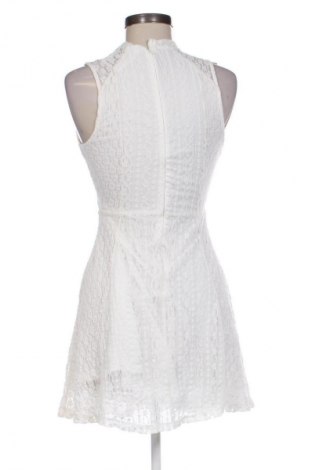 Kleid Bershka, Größe S, Farbe Ecru, Preis 7,99 €