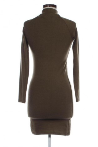 Šaty  Bershka, Velikost S, Barva Zelená, Cena  119,00 Kč