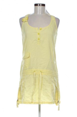 Kleid Bershka, Größe M, Farbe Gelb, Preis 9,69 €