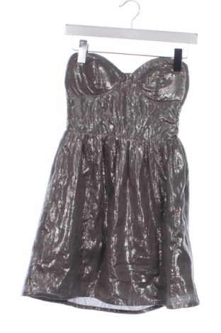 Kleid Bershka, Größe M, Farbe Silber, Preis 12,80 €