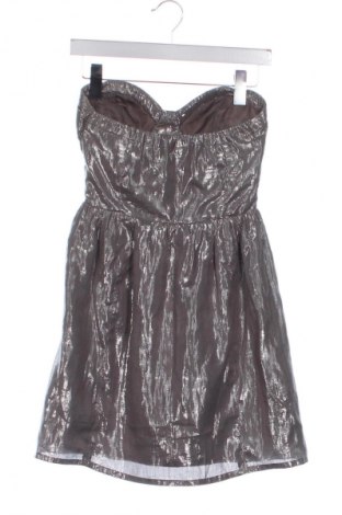 Kleid Bershka, Größe M, Farbe Silber, Preis 12,80 €