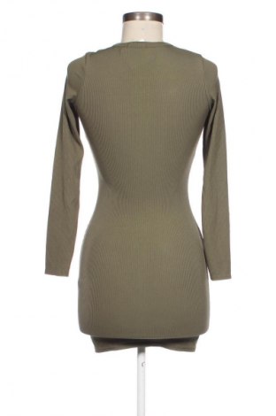 Šaty  Boohoo, Velikost S, Barva Zelená, Cena  139,00 Kč